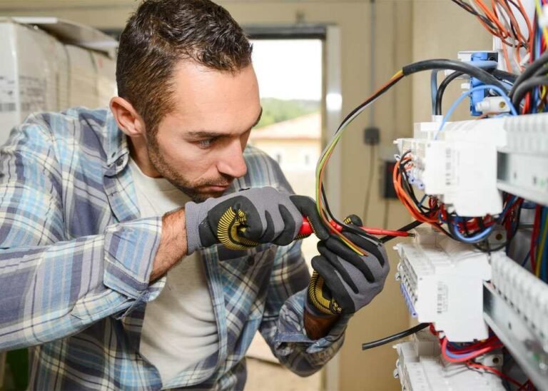 Finding Electricians Near Me: The Impact of Technology on Local Service Availability