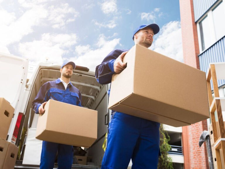 The Dos and Don’ts of Hiring Removal Services for Your Move to Italy