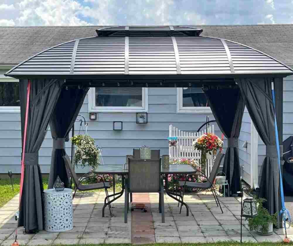 How to Choose the Perfect Hardtop Gazebo for Your Outdoor Space
