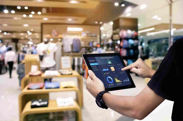 The Future of Retail Combining Retail Analytics Software and Store Management Systems